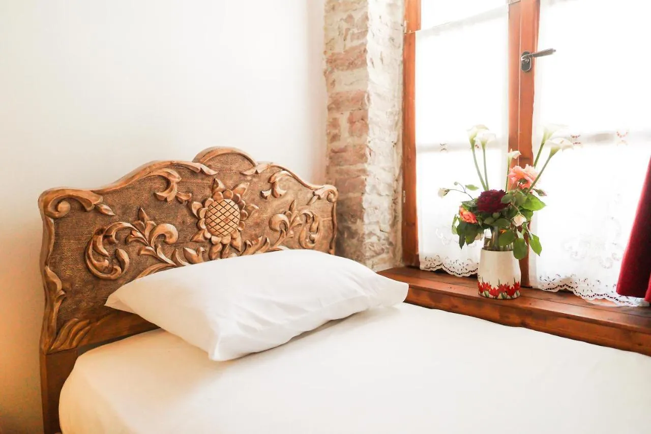 4 Rooms Gjirokastra Hotel Gjirokaster