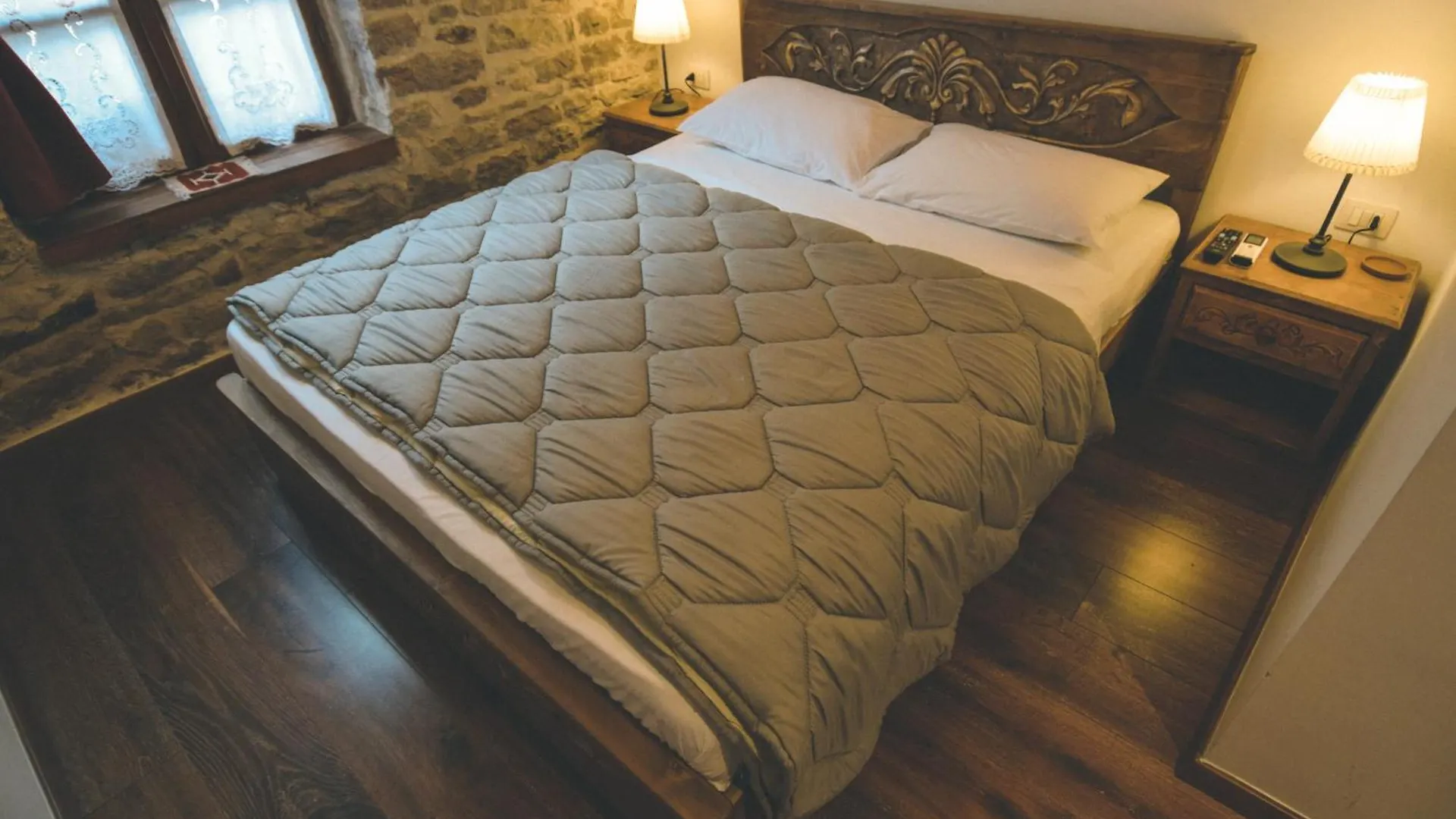 4 Rooms Gjirokastra Albania